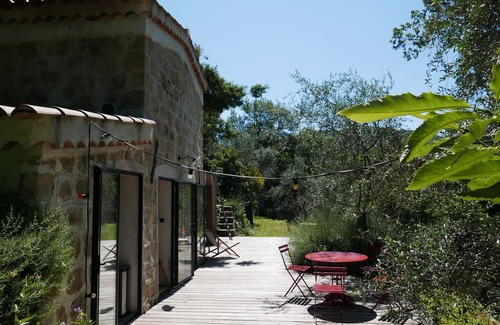 Coaraze House | Small farmhouse in olive grove with swimming pool