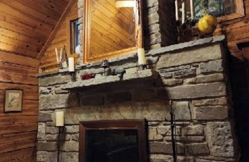 Oxford Cabin | Small Log Cabin in the woods in Oxford, NY