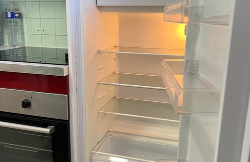 Amerique Apartment | Small village ambiance apartment 1km to Paris