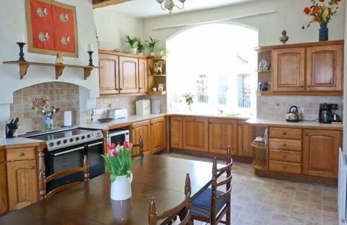 Smardale Cottage | SMARDALE HALL, pet friendly, with hot tub in Kirkby Stephen