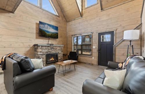 Gatlinburg - Pigeon Forge House | Smore Splashing