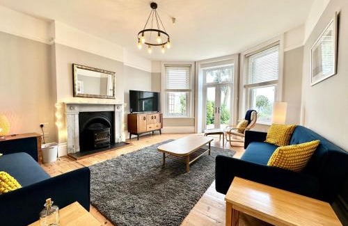 Ventnor House | Smugglers View