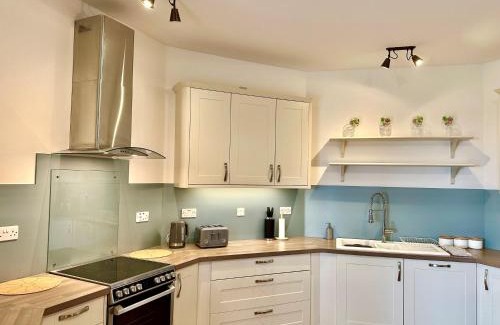 Ventnor House | Smugglers View