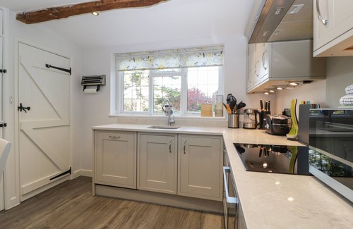 Sherborne Cottage | Snowdrop Cottage