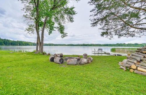 Mound Apartment | Snowmobile Trail On-Site Lakefront Mound Apt!