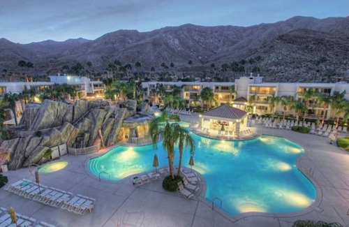 Canyon Corridor Condo | SOAK IT IN! LIVE IT UP! 2BD/1BA Fabu Palm Springs!