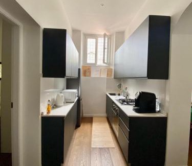 Vatican Apartment | Sole Suite Apartment In The Center Of Rome