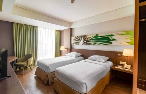 Tangerang Hotel | Soll Marina Hotel Serpong
