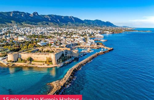 Karavas Apartment | Solo Suite by HolidayKeys