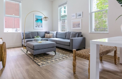 Downtown San Diego Apartment | Sonder The State