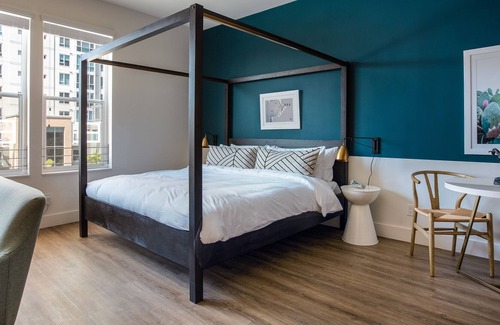 Downtown San Diego Apartment | Sonder The State