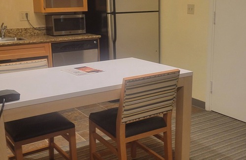 Chesterfield Hotel | Sonesta ES Suites St. Louis - Chesterfield