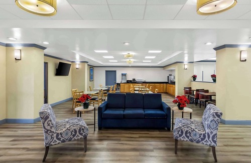 Fairbanks Hotel | Sonesta Essential NW Houston