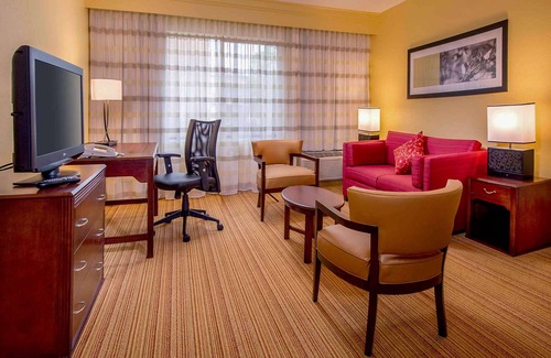 Durham Hotel | Sonesta Select Durham Research Triangle Park