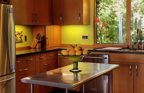 Santa Rosa House | SONOMA COUNTY HILLTOP OASIS