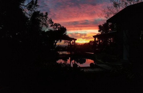 Santa Rosa House | SONOMA COUNTY HILLTOP OASIS