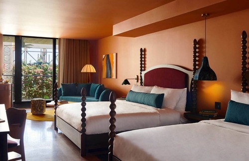 Coconut Grove Hotel | Soothing Escape w/Rooftop Pool and Breakfast Options in Coconut Grove, 3 Rooms