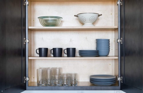 West Poplar Apartment | Sosuite 2BR Apt w Balcony W D Gym On-site Bar