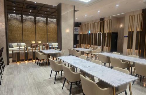 Busanjin Hotel | Sota Suite Busan Seomyeon