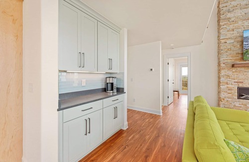 Wind Over Waves House | Soundfront Dog Friendly w/Pool, Hot Tub, Elevator, Private Windsports Access