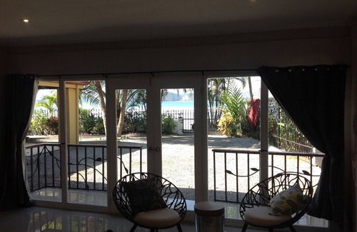 Jaco House | SOUTH BEACH PARADISE! DIRECT JACO BEACH OCEANFRONT *All Inclusive Options*