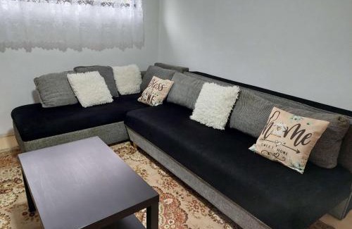 Leskovac Apartment | South Happiness
