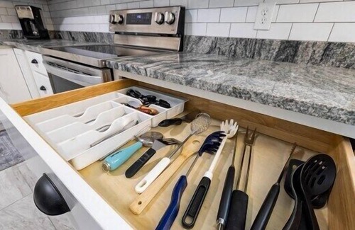 Southeast Raleigh House | South Raleigh GEM Minutes to DT Raleigh