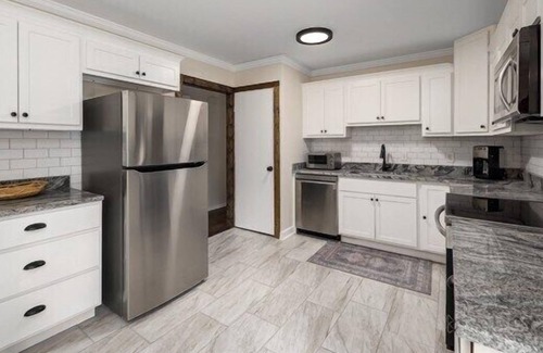 Southeast Raleigh House | South Raleigh GEM Minutes to DT Raleigh