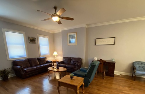 South Side Slopes House | South Side Paradise