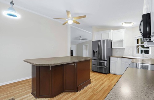 New Braunfels House | Southern Comfort Texas Hill Country Retreat for 6
