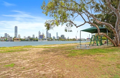 Southport House | Southport Central,4bd Pool, BBq