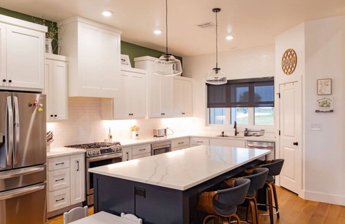 McLennan County House | SPA 5 TVs 2 LR Arcade 5 Acres