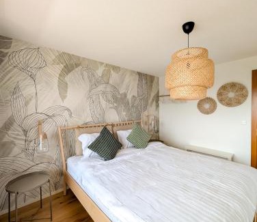 Saillon Apartment | Spacieux duplex avec accès direct au bains