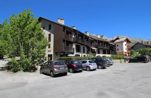Monetier-les-Bains Apartment | Spacieux Triplex 4 pièces, 7 couchages, proche pistes, parking, calme - FR-1-330F-74