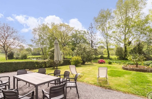 Le Grippon Cottage | Spacious house with large garden in Normandy