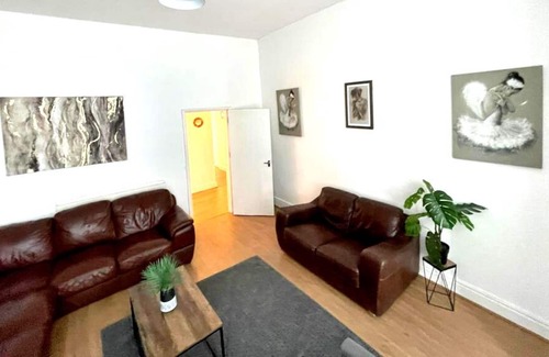 Forest Fields Apartment | Spacious 2-Bed Apartment with Hot tub and Parking