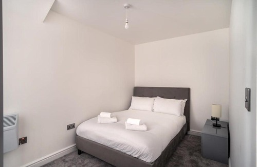 Crosby Apartment | Spacious 2 Bed Apartment in Waterloo Liverpool