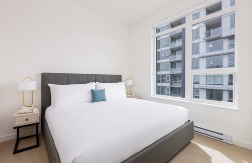 Port Moody Apartment | Spacious 2 Bedroom 2 Bathrooms