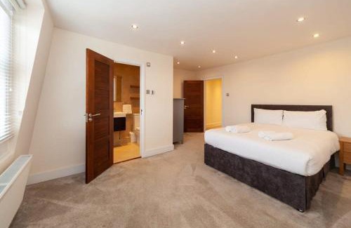 Stratford Apartment | Spacious 2 Bedroom Maisonette in Stratford