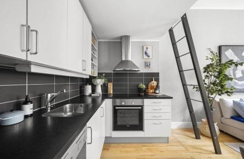 Vika Apartment | Spacious 2BR Apartment in Vika, Central Oslo