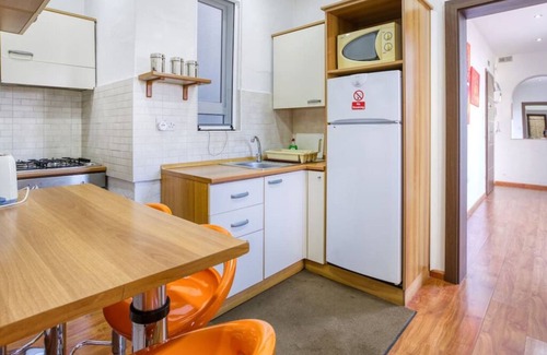 Ta' Xbiex Apartment | Spacious 2BR home with Large, Private Sun Terrace