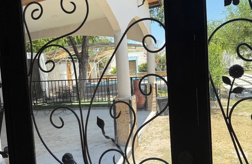 Piedras Negras House | Spacious 3-bedroom house in serene Piedras Negras with AC and pool