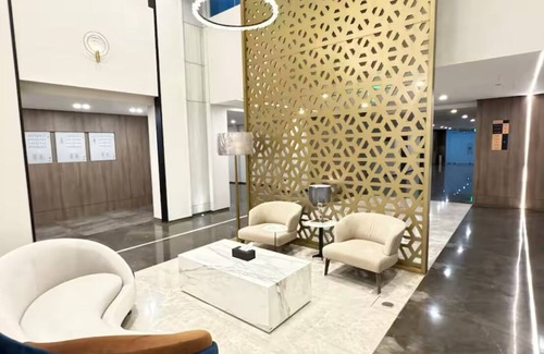 Mecca Apartment | Spacious 3-bedroom apartment in marvelous Makkah with WiFi, AC