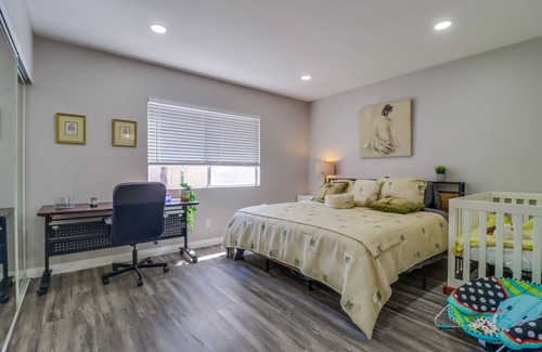 College East House | Spacious 3-Bedroom Home near SDSU w/King Bed, Free Pool/Hot Tub Access, Parking