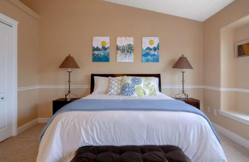 East End House | Spacious 3 Story Home in the Boise Foothills