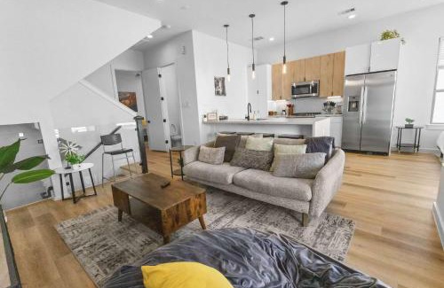 OST - South Union House | Spacious 3BD with Pool I Near Hotspots I Sleeps 12