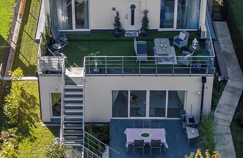 Helmsange Apartment | Spacious 3BR/2BA | Terrace + Free Parking