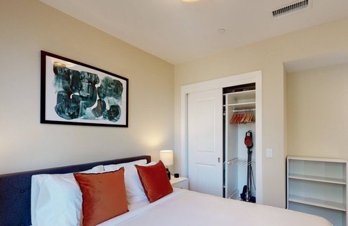 Barron Park House | Spacious 3BR Apartment Near Caltrain & Stanford