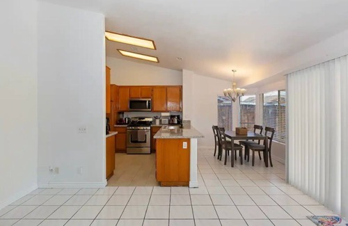 Victorville House | Spacious 3BR in Peaceful VV Area
