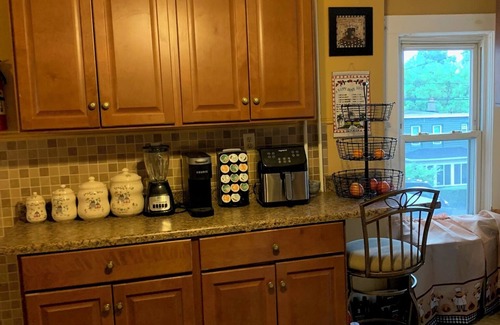 Catskill Apartment | Spacious 4-bedroom apartment in cool Catskill with AC